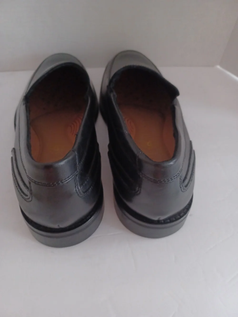 Clarks sleek black